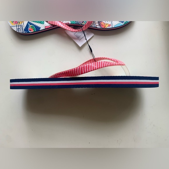Vera Bradley Flip Flops - Picture 4 of 5